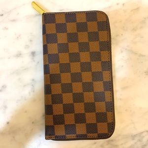 Brown checkered Wallet- never used